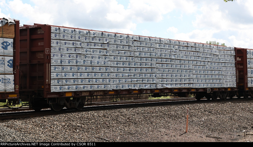 BNSF 561240